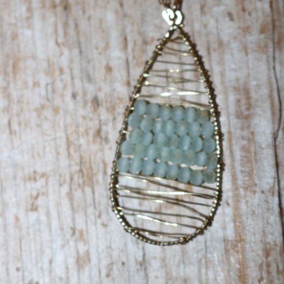 NEW Gold-Plated Teardrop Pendant w Wired Light Grey Crystals on 30"+ Necklace - Picture 3 of 3